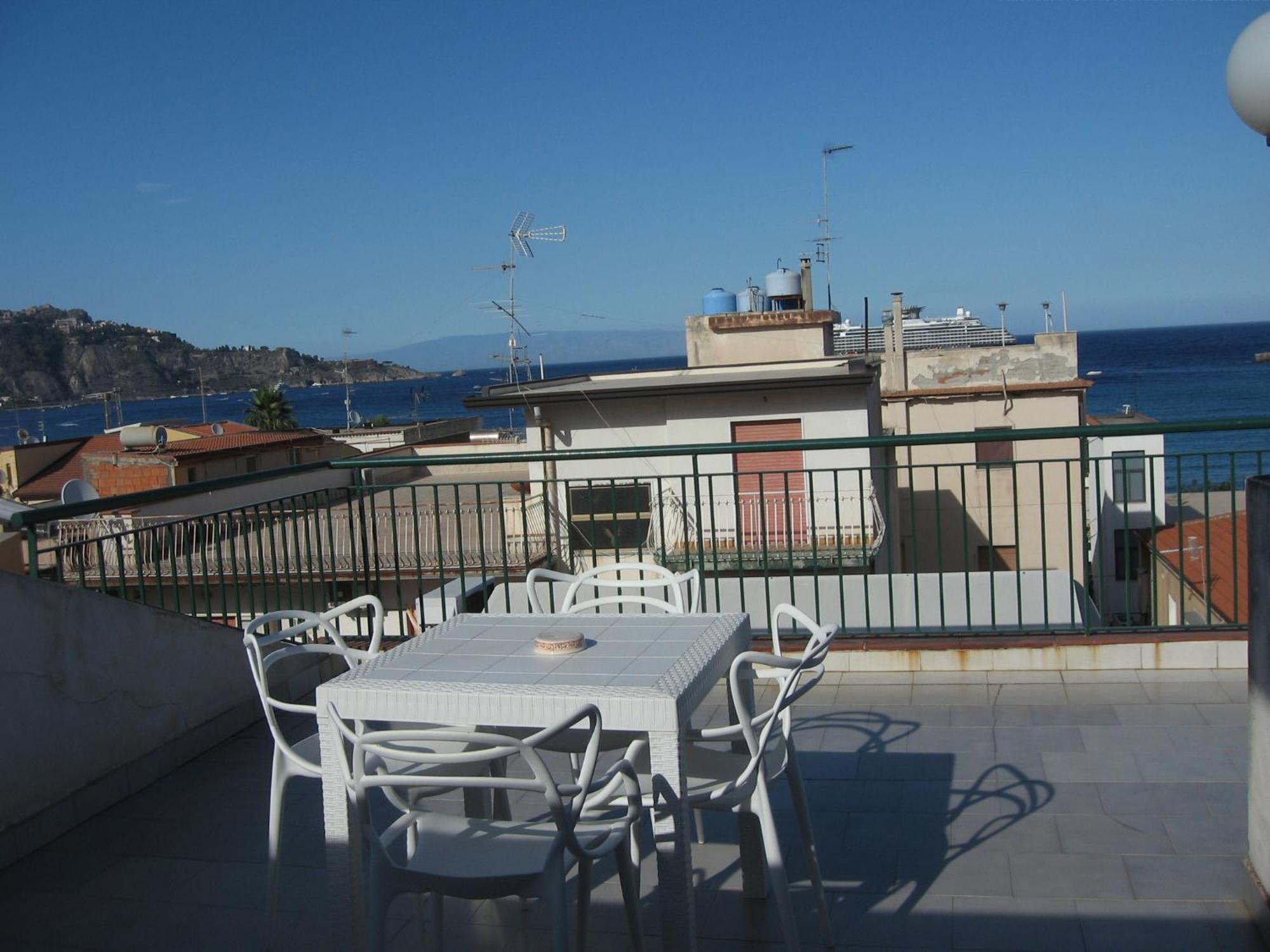 Nino'S Apartments Giardini-Naxos Exterior foto